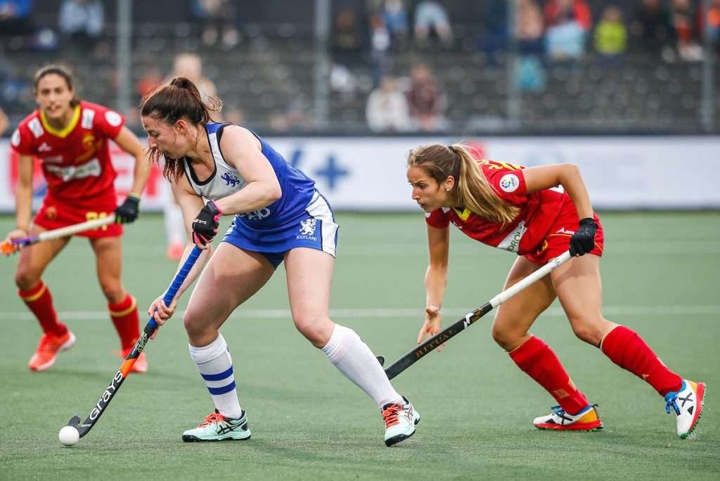 W1 7347 - Great Britain: Ward - "I’ve Given My All and It’s My Time to Call It a Day". - After 179 caps for Scotland and 14 years playing in the senior women’s squad, Becky Ward has retired from international hockey.