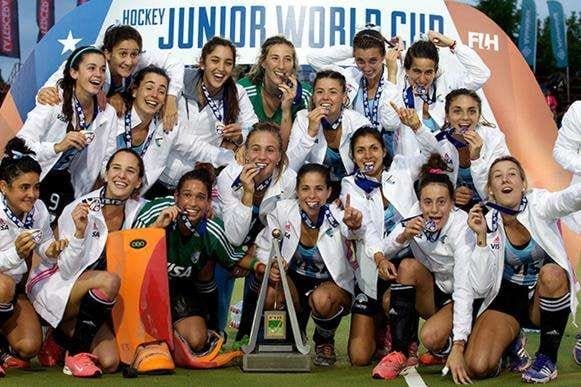 Argentina stun Netherlands to claim first Junior gold since 1993 1 arg - Argentina stun Netherlands to claim first Junior gold since 1993 - Argentina won the women’s Hockey Junior World Cup 2016 as they defeated Netherlands 4-2 in an exhilarating, high quality final in front of a capacity crowd in Santiago, Chile.